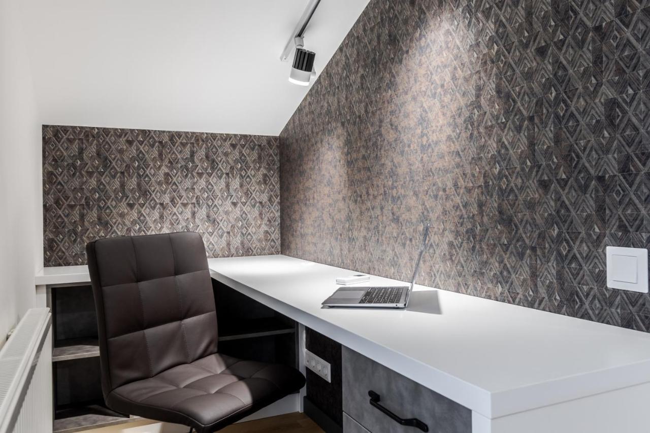 Inshiapartments On Hazova Str 5 Львов Экстерьер фото