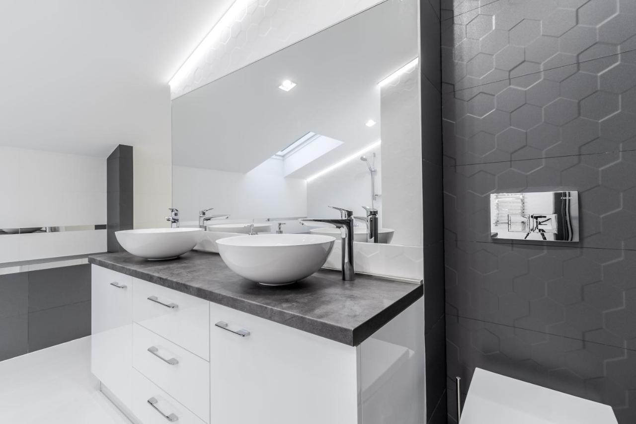 Inshiapartments On Hazova Str 5 Львов Экстерьер фото