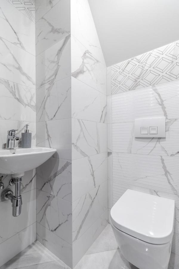 Inshiapartments On Hazova Str 5 Львов Экстерьер фото
