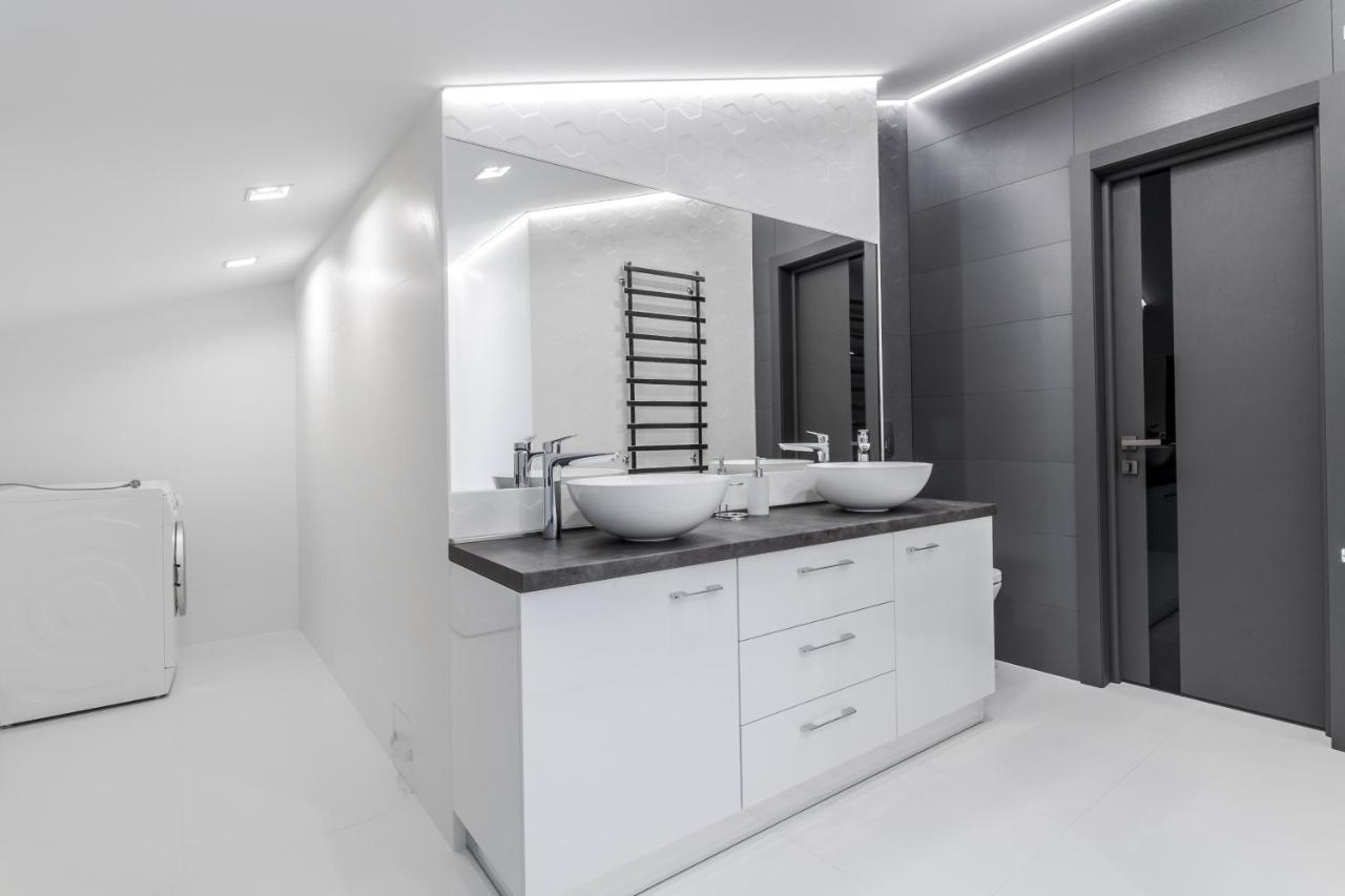 Inshiapartments On Hazova Str 5 Львов Экстерьер фото